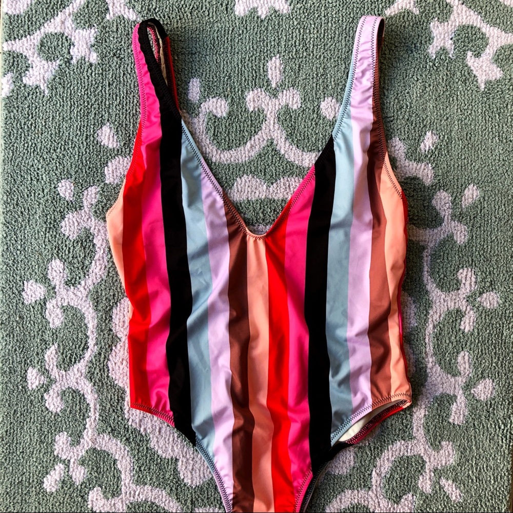 Solid & Striped One Piece🌈